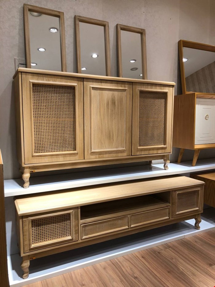 میز تلویزیون تمام چوب با روکش طبیعی چوب